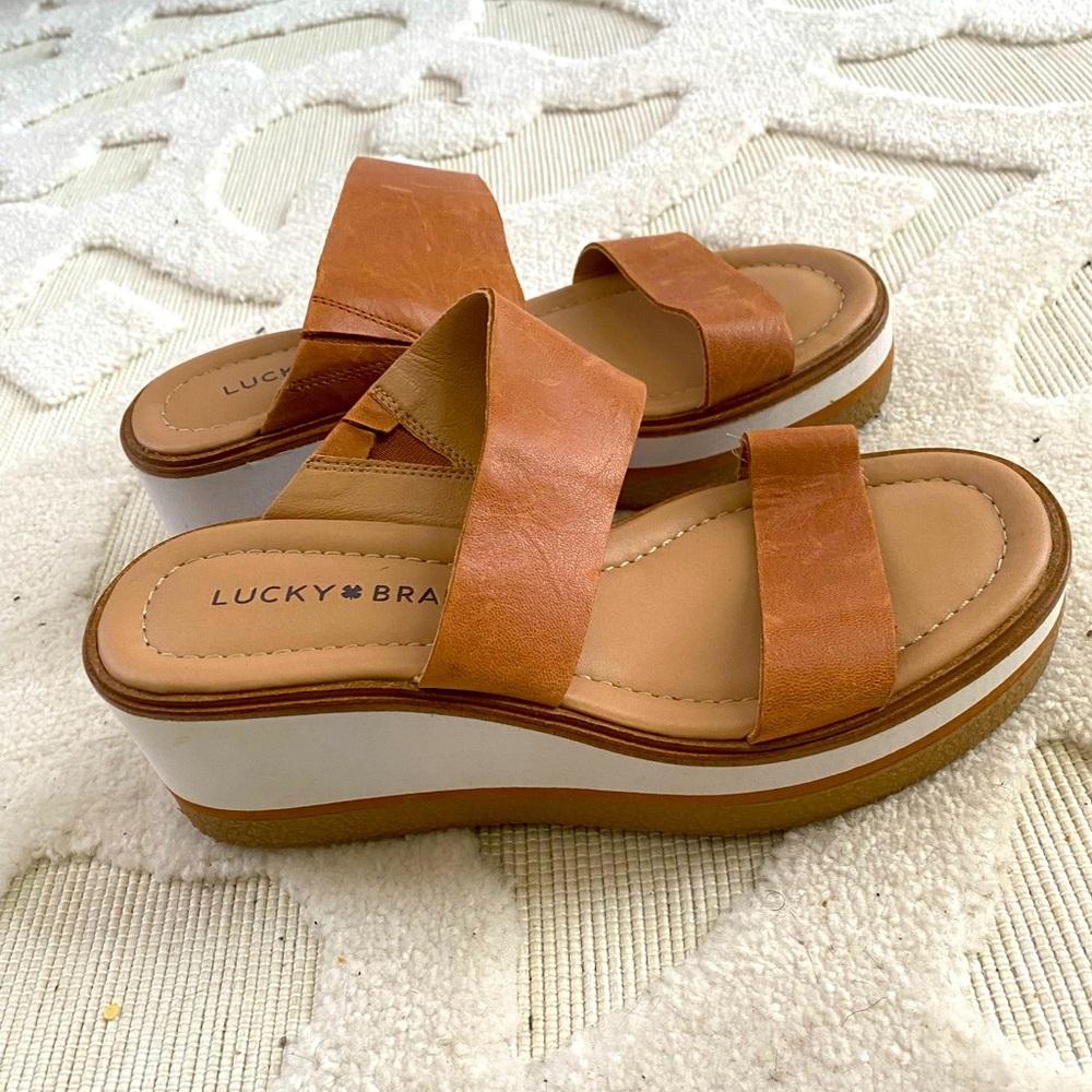 Lucky brand cute summer wedges